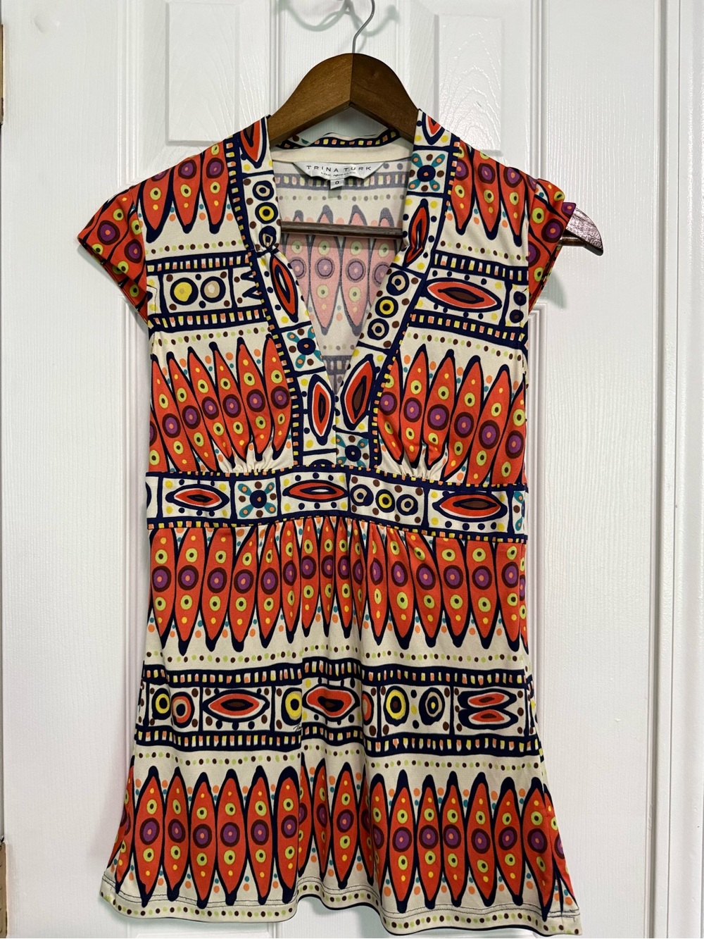 Trina Turk 100% Silk Retro Geometric Print Tunic Top Size 0 Made in USA